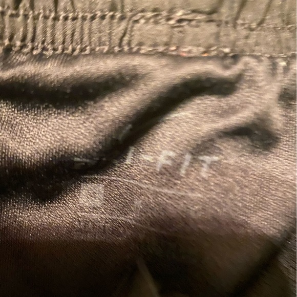 Nike run shorts- women’s size medium - Picture 2 of 3